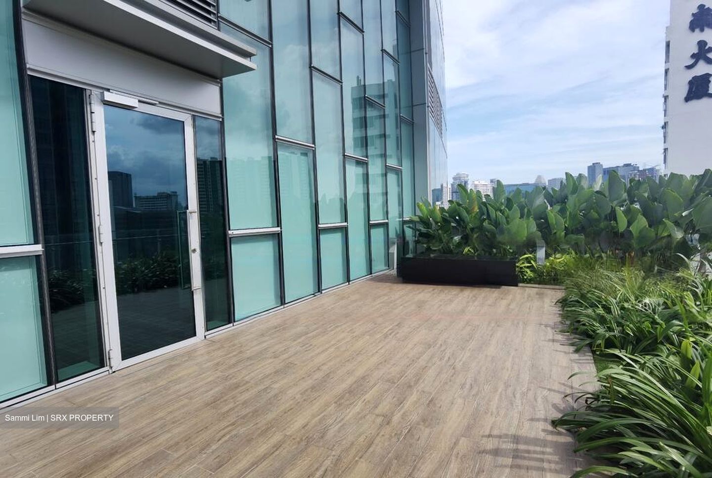 Arc 380 (D8), Office #460821631